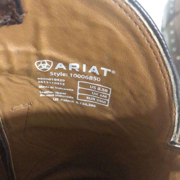 Snip toe Cowgirl Boots - Picture 2 of 7